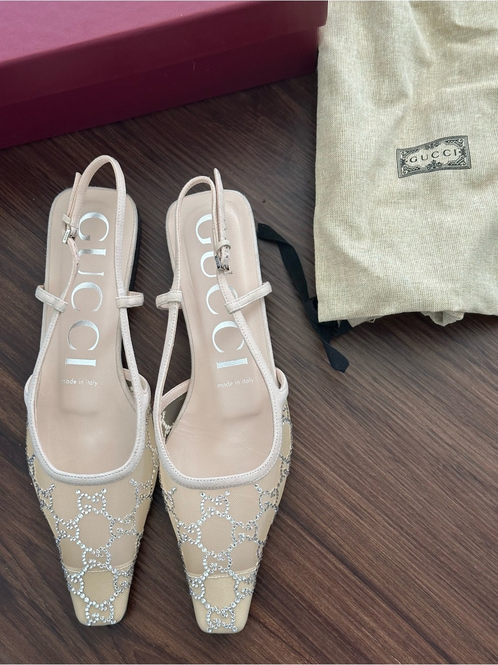 Gucci Beige Leather Pointed Slingback Flats with Embellished Monogram